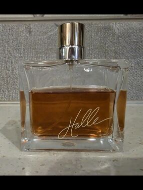 Halle by Halle Berry Perfume